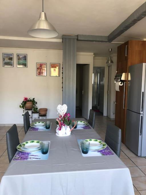 Appartement Balcon, Place De Parking, Centre Ville 瓦朗斯 外观 照片
