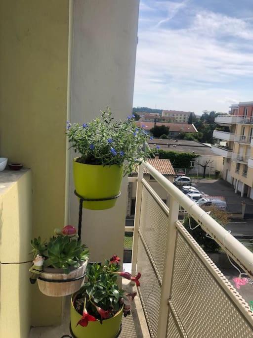 Appartement Balcon, Place De Parking, Centre Ville 瓦朗斯 外观 照片